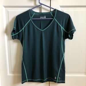 Women’s Smartwool light weight workout top - M
